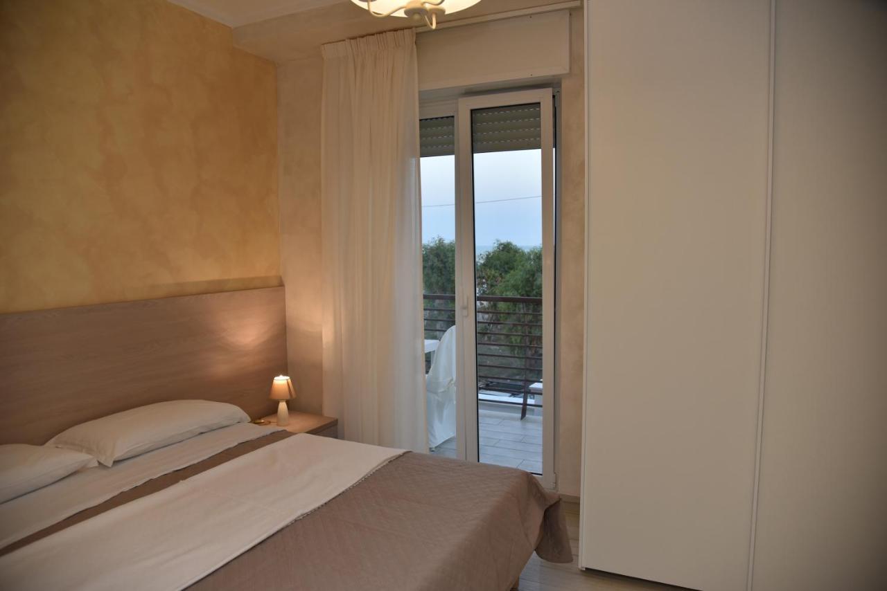 Vista Beb Mare Bed and Breakfast Manfredonia Buitenkant foto